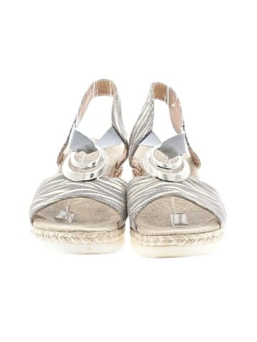 Unbranded Wedges (view 2)