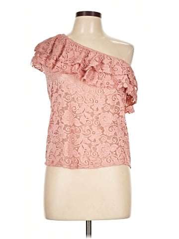 Free Kisses Sleeveless Top (view 1)