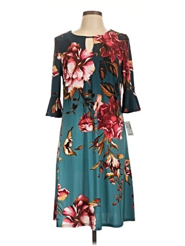 Roz & Ali Casual Dress (view 1)
