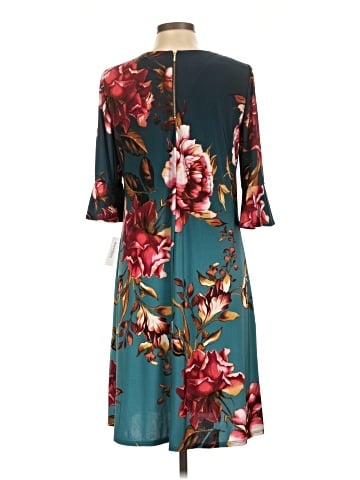 Roz & Ali Casual Dress (view 2)