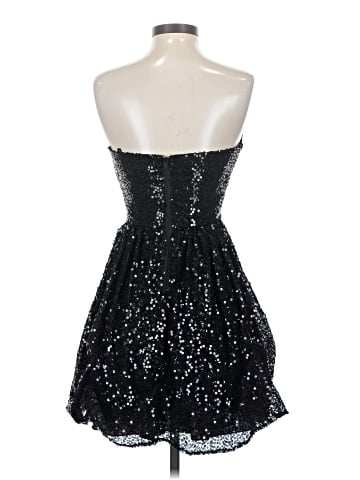 City Triangles Cocktail Dress (view 2)