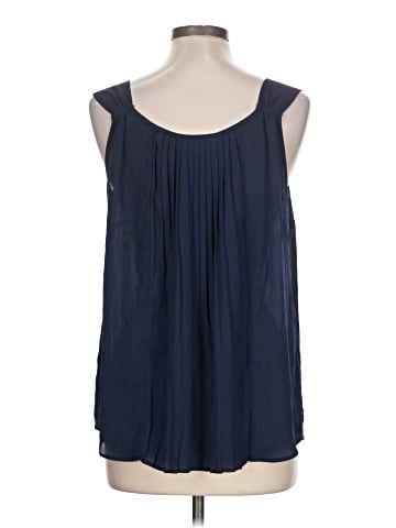 DR2 Sleeveless Blouse (view 2)