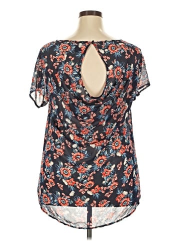 Torrid Short Sleeve Blouse (view 2)