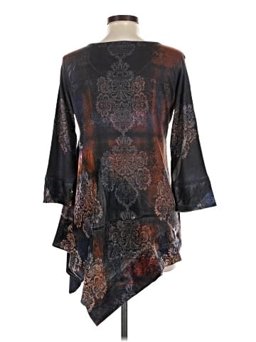 One World 3/4 Sleeve Top (view 2)