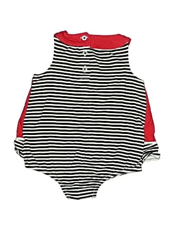 First Impressions Short Sleeve Outfit (view 2)