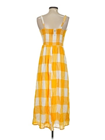 Old Navy Casual Dress (view 2)