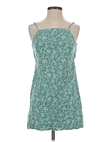 American Eagle Outfitters Casual Dress (view 1)