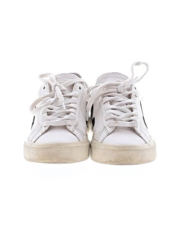 VEJA Sneakers (view 2)