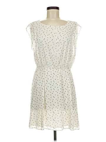 Alice + Olivia Casual Dress (view 1)