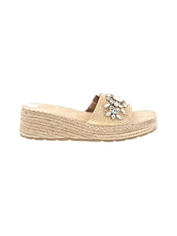 White Mountain Wedges (view 1)