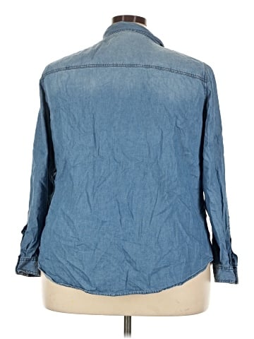 Torrid Long Sleeve Button-Down Shirt (view 2)