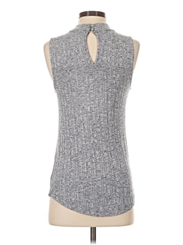 Pure & Good Sweater Vest (view 2)