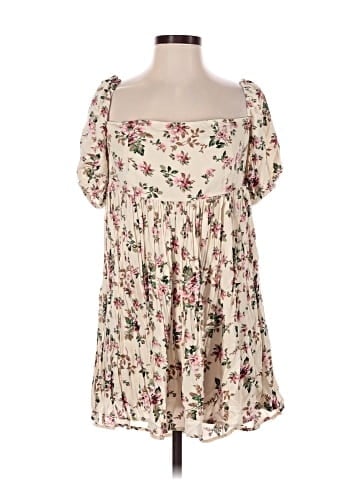 Unbranded Casual Dress (view 1)