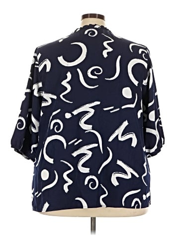 BLOOMCHIC 3/4 Sleeve Blouse (view 2)