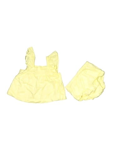 Baby Gap Sleeveless Top (view 1)