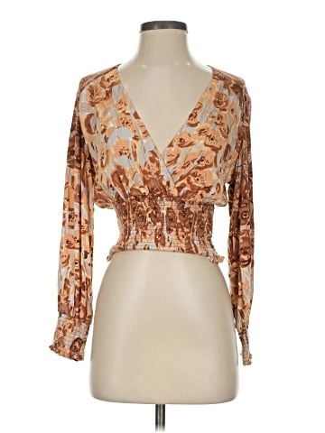 Tiny 3/4 Sleeve Blouse (view 1)