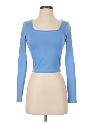 Hollister Long Sleeve T-Shirt (view 1)