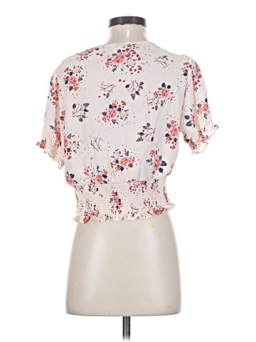 Candie's Short Sleeve Blouse (view 2)