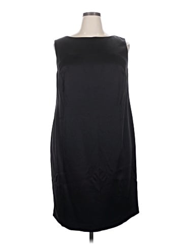 August Max Woman Sleeveless Top (view 1)