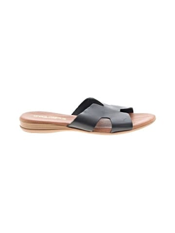 Andre Assous Sandals (view 1)