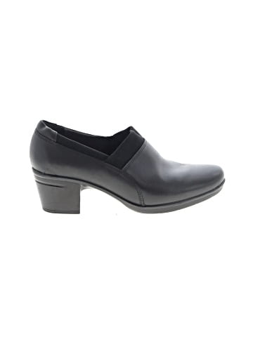 Clarks Heels (view 1)