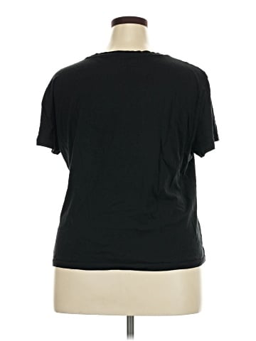 Gap Short Sleeve T-Shirt (view 2)