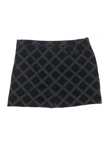 IZOD Skort (view 2)