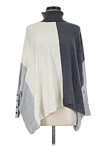 Alfani Poncho (view 1)