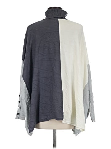 Alfani Poncho (view 2)