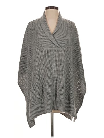 Alya Poncho (view 1)