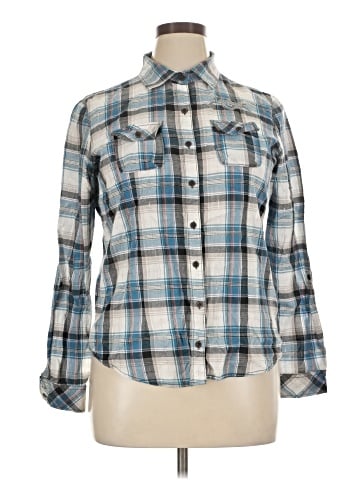 Maurices Long Sleeve Button-Down Shirt (view 1)