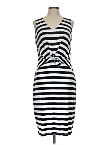 Liz Claiborne Casual Dress (view 1)