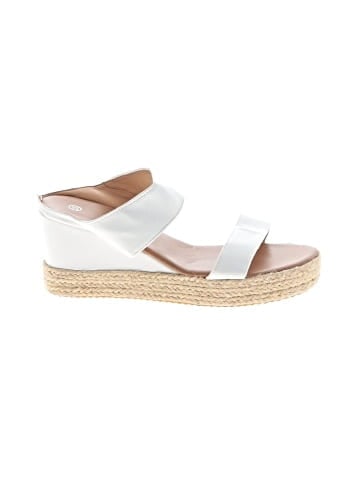 Unbranded Wedges (view 1)