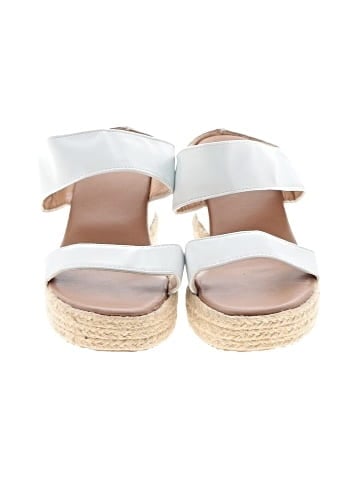 Unbranded Wedges (view 2)