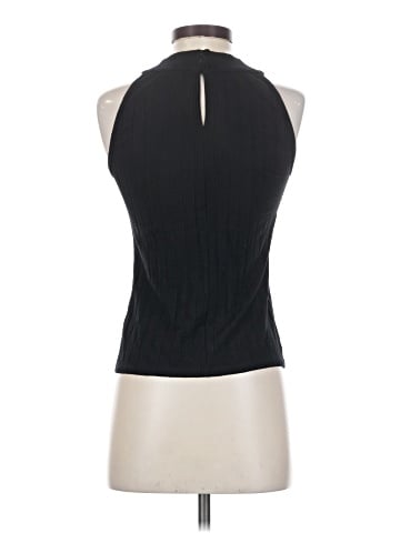 Amour Vert Sleeveless Blouse (view 2)