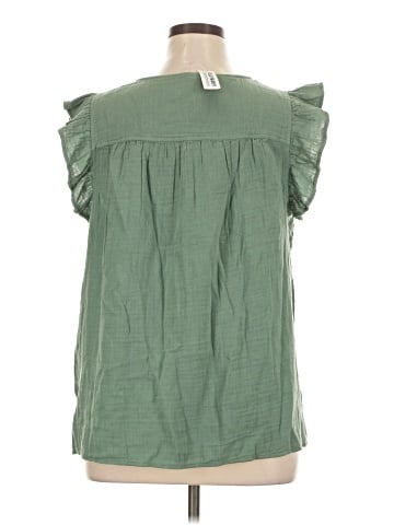Old Navy Sleeveless Blouse (view 2)