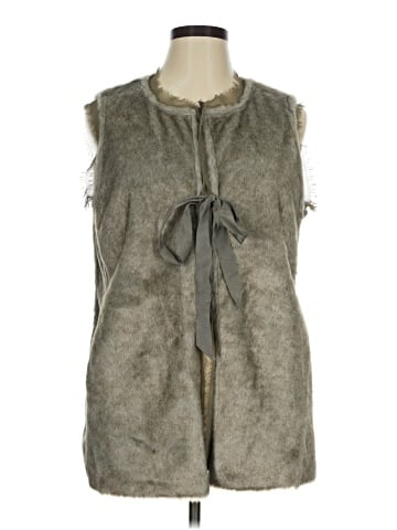 Simply Vera Vera Wang Sweater Vest (view 1)