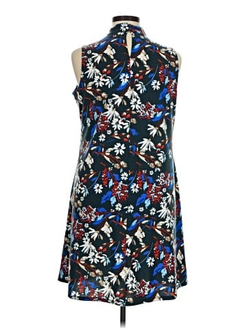 Relativity Casual Dress (view 2)
