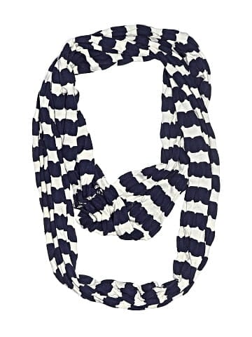 Pretty Persuasions Scarf (view 1)