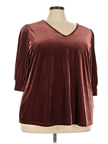 BLOOMCHIC 3/4 Sleeve Top (view 1)