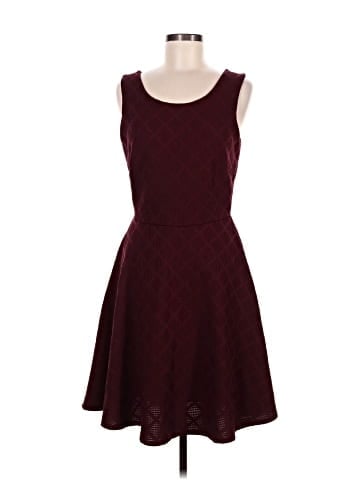 Le Lis Casual Dress (view 1)