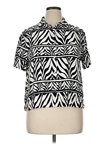 Jane and Delancey Short Sleeve Blouse (view 1)