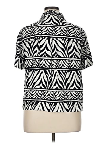 Jane and Delancey Short Sleeve Blouse (view 2)