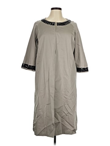 Newport News Raincoat (view 1)