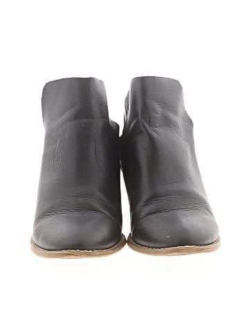 Universal Thread Ankle Boots (view 2)