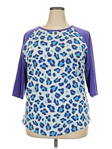 Lularoe 3/4 Sleeve T-Shirt (view 1)