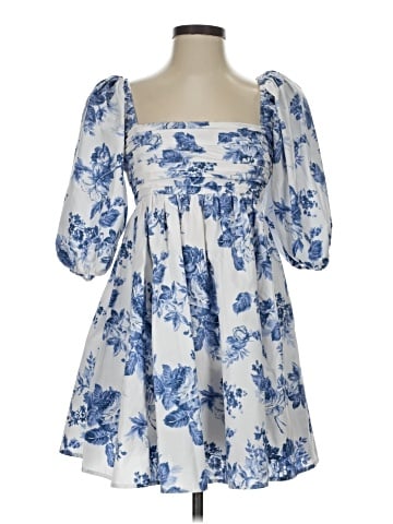 Abercrombie & Fitch Casual Dress (view 1)