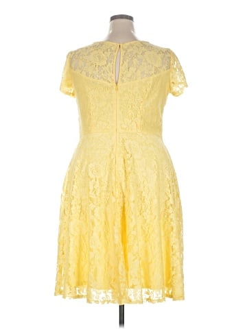 Danny And Nicole Cocktail Dress (view 2)