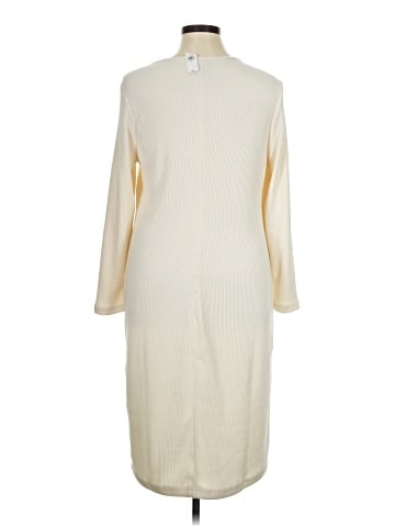 Banana Republic Factory Store Casual Dress (view 2)
