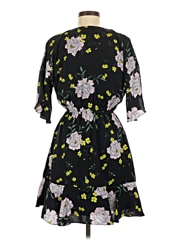 Cupcakes & Cashmere Casual Dress (view 2)